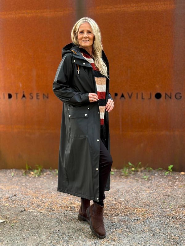Freya Jakke Sort
