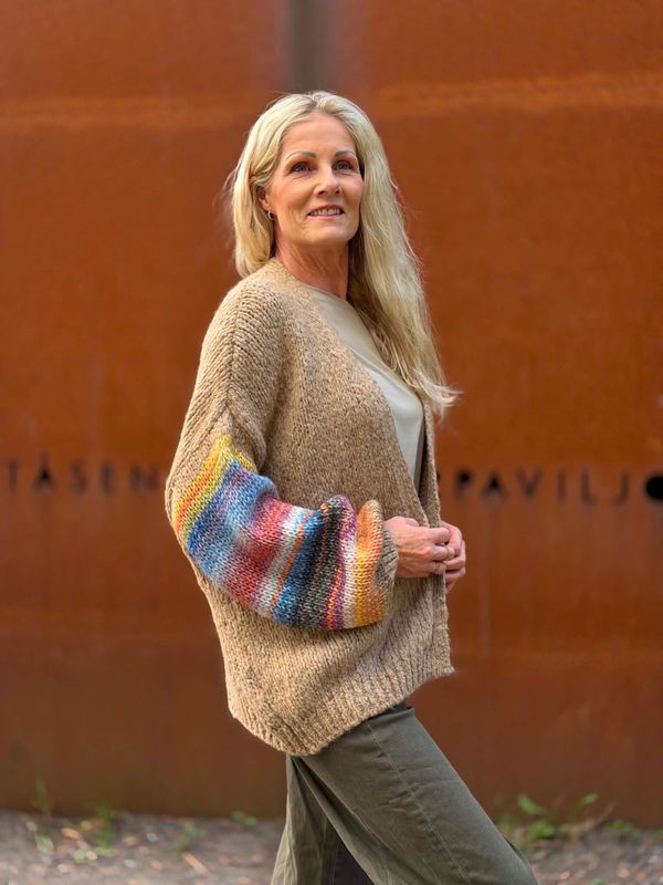 Pia Cardigan Camel