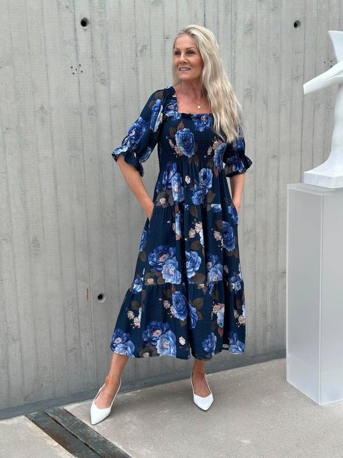 Hovedbilde Tirana Kjole Blomst Marine Blå