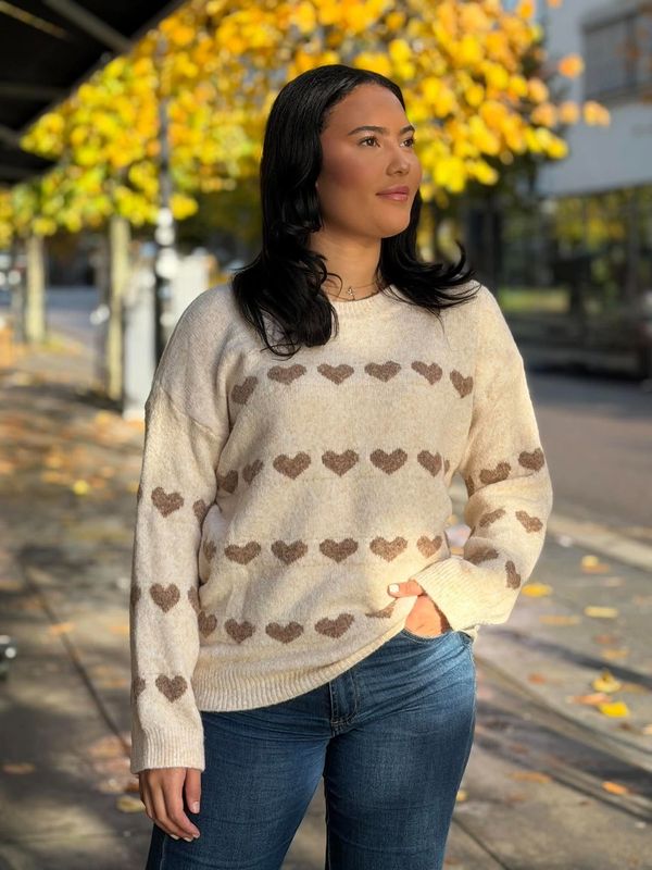 Martha Genser Beige