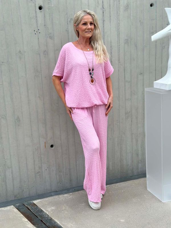 Triana Sett Rosa