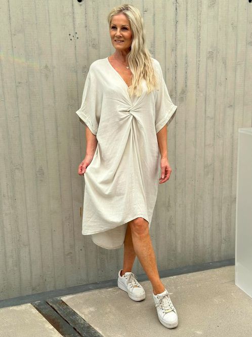 Hovedbilde Vivian Kjole Beige