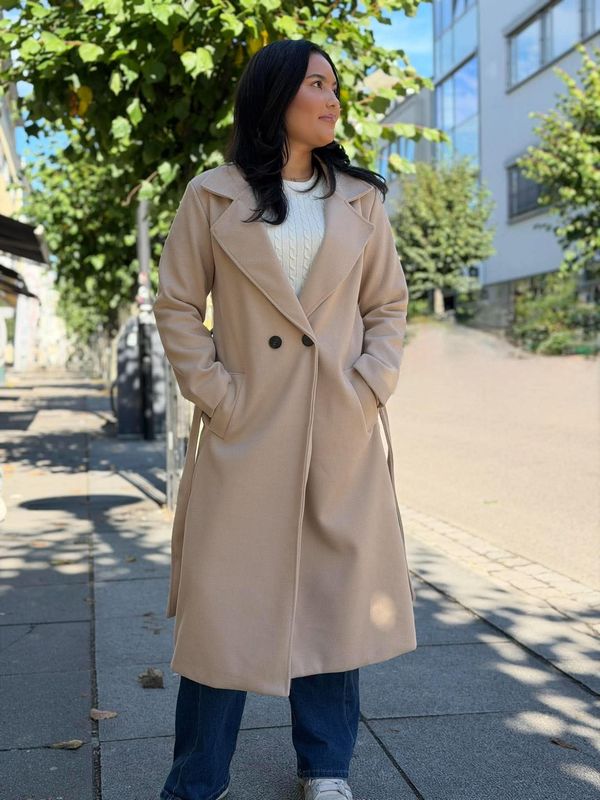 Lucilla Kåpe Lang Beige