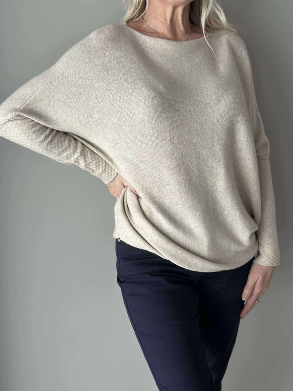 Marielle Genser Beige