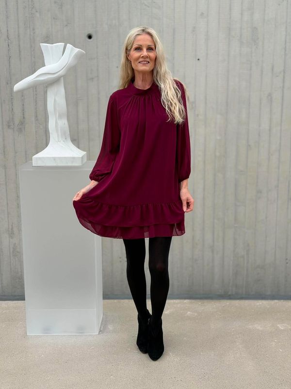 Sidney Kjole Vinrød