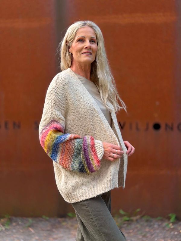 Pia Cardigan Beige