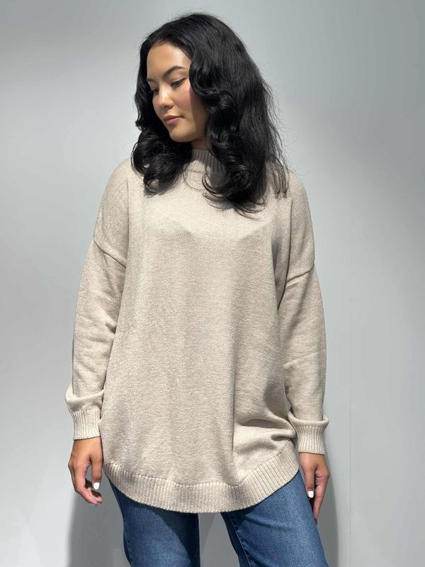 Janina Genser Beige