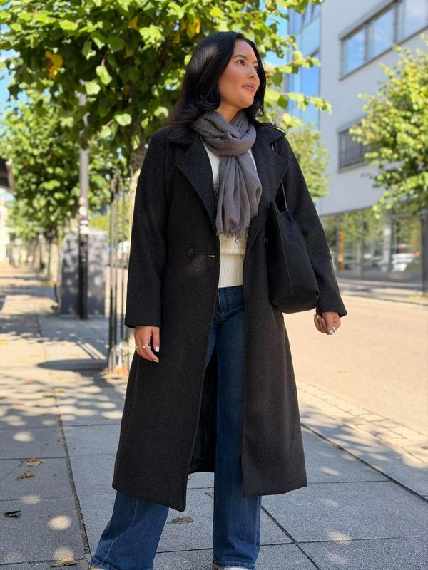 Lucilla Kåpe Lang Grå